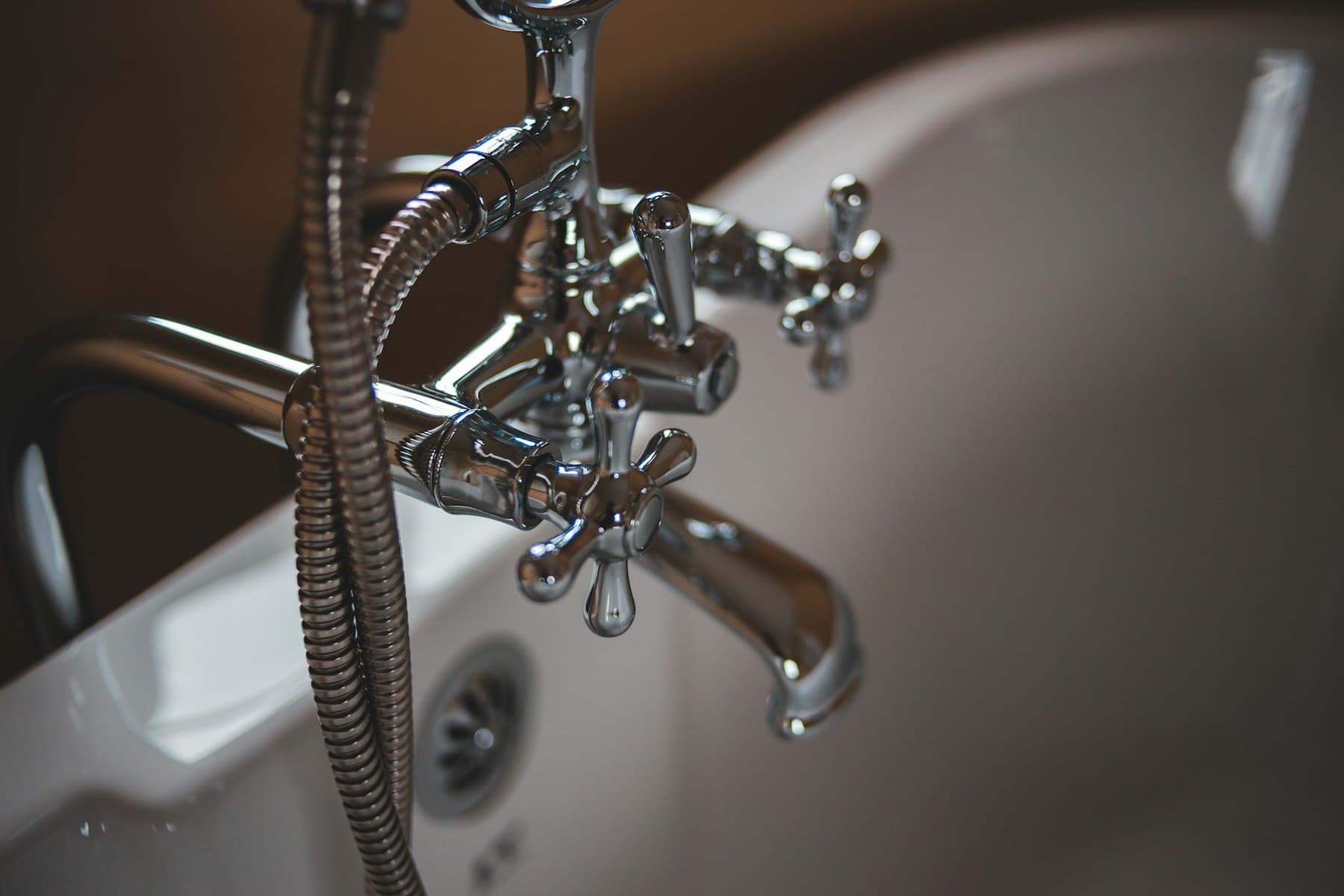 Kitchen and bathroom drain fixtures served in Spring Hill, TN